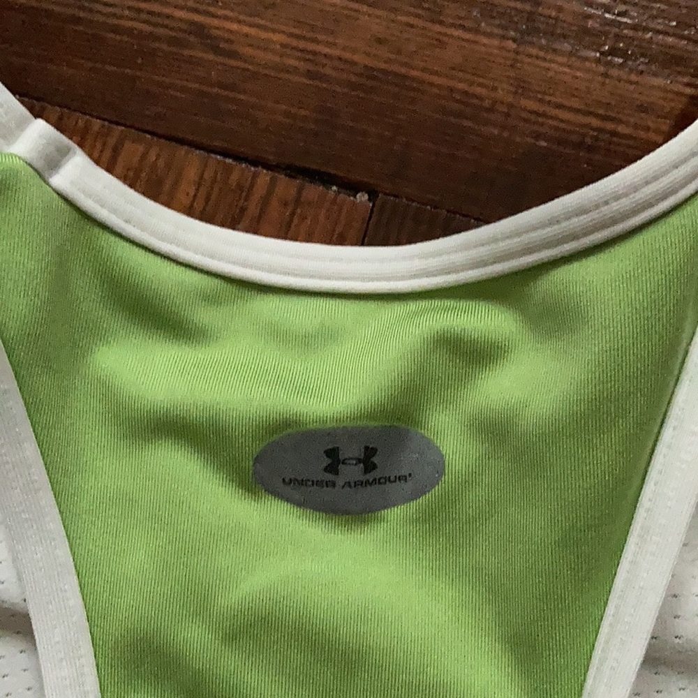 Under Armour Racer Back - Picture 9 of 9